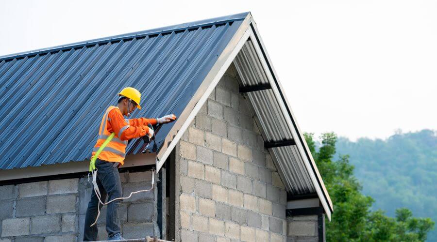 Professional residential roofers in Valley Stream, NY